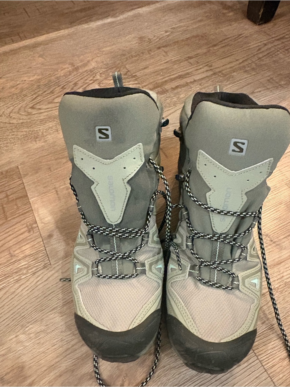Salomon Women Hiking Boots